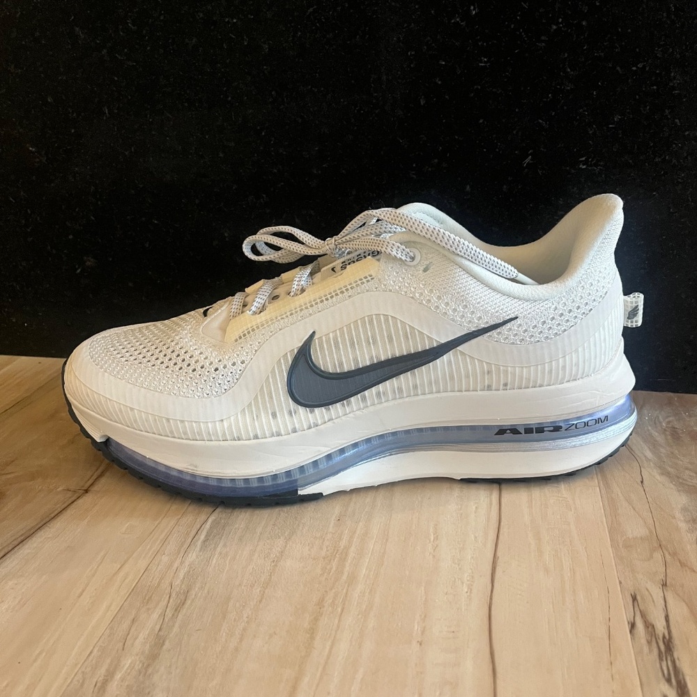 Nike Pegasus Premium Sail Off Noir Size 8.5 Women